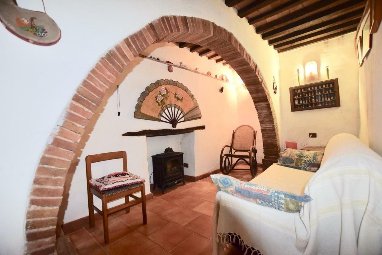 Villa Luciano E Norma House Il Rustico à Gerfalco Extérieur photo